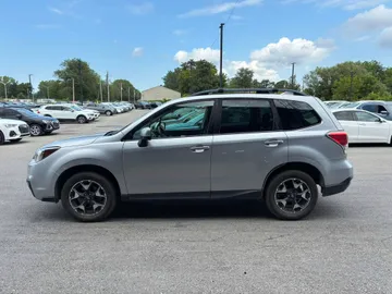 2018 Subaru Forester - image 6