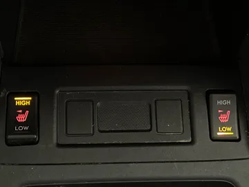 2018 Subaru Forester - image 24