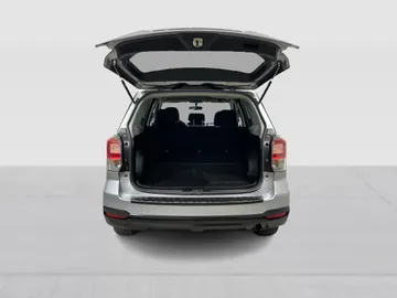 2018 Subaru Forester - image 12
