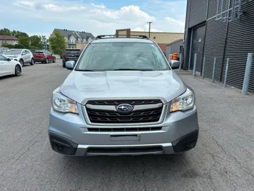 2018 Subaru Forester - image 2