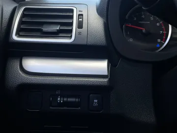 2018 Subaru Forester - image 25