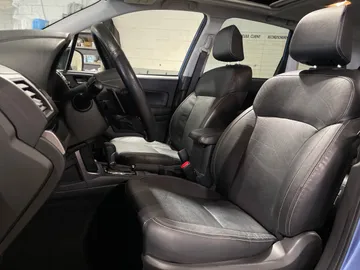 2017 Subaru Forester - image 3