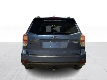 2017 Subaru Forester - image 12