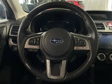 2017 Subaru Forester - image 17
