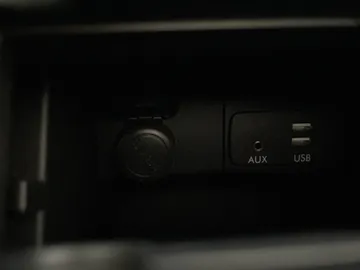 2017 Subaru Forester - image 31