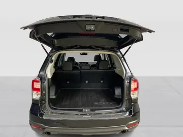 2017 Subaru Forester - image 13