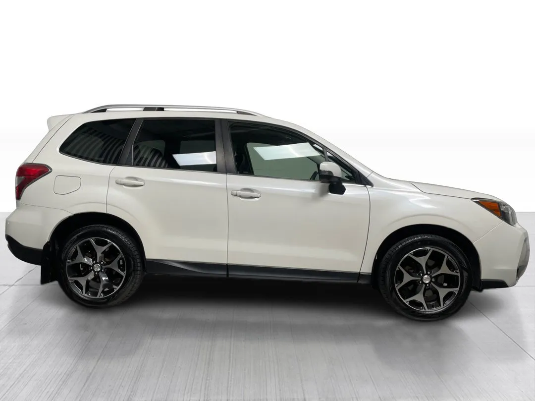 2016 Subaru Forester — photo 2