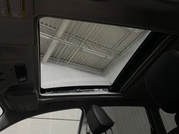 2016 Subaru Forester - image 6