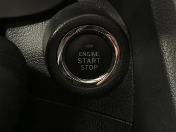 2016 Subaru Forester - image 32