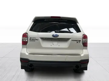 2016 Subaru Forester - image 12