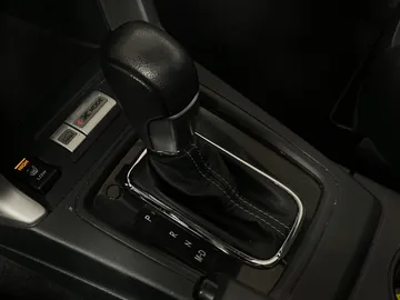 2016 Subaru Forester - image 31