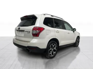 2016 Subaru Forester - image 14