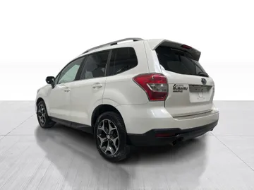 2016 Subaru Forester - image 11