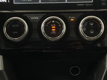 2016 Subaru Forester - image 28