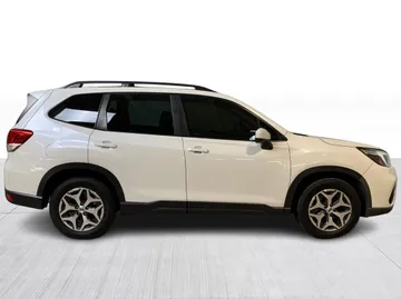 2020 Subaru Forester - image 2