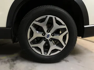 2020 Subaru Forester - image 7