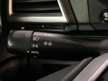 2020 Subaru Forester - image 20