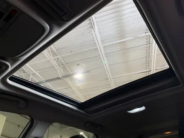 2020 Subaru Forester - image 6