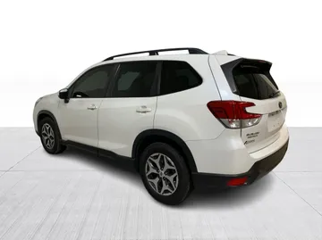 2020 Subaru Forester - image 12