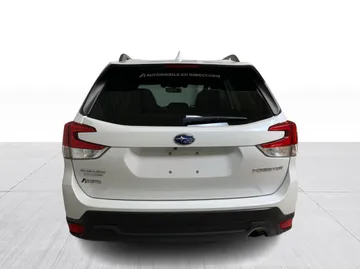 2020 Subaru Forester - image 13