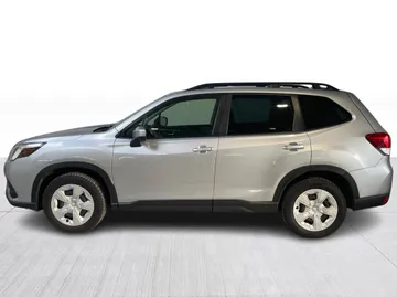 2023 Subaru Forester - image 10