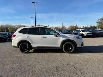 2021 Subaru Forester - image 6