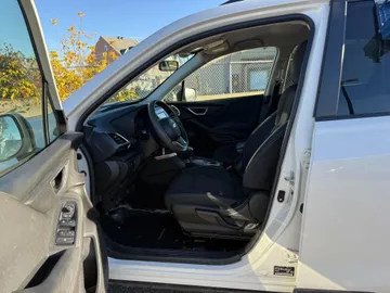 2021 Subaru Forester - image 7