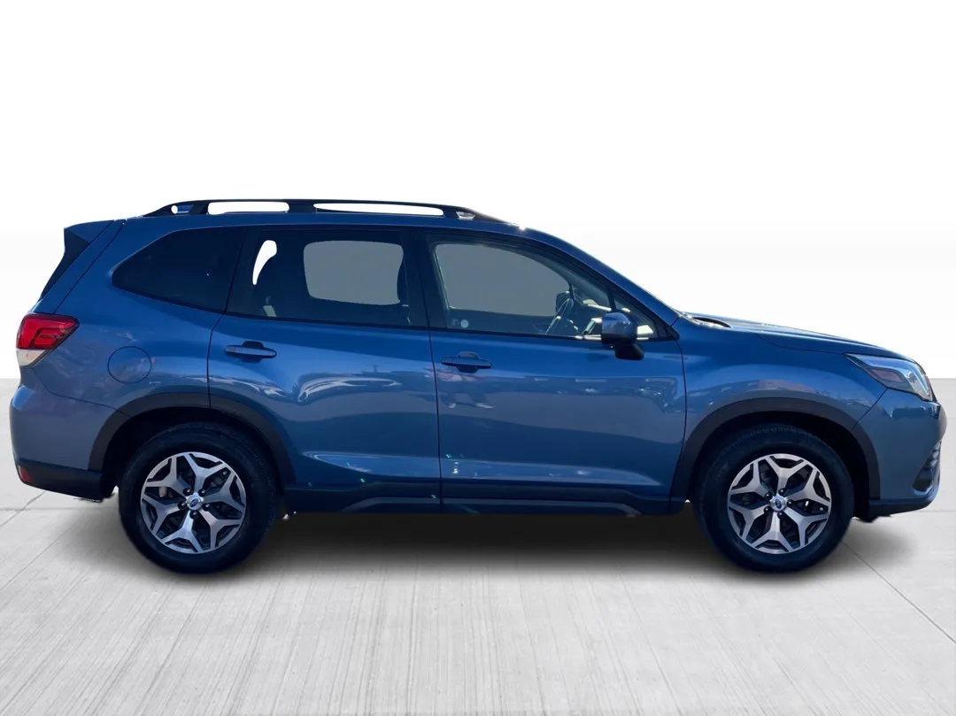 2023 Subaru Forester for sale - photo 2