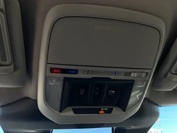2023 Subaru Forester - image 32