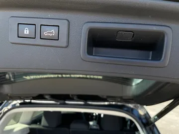 2023 Subaru Forester - image 20