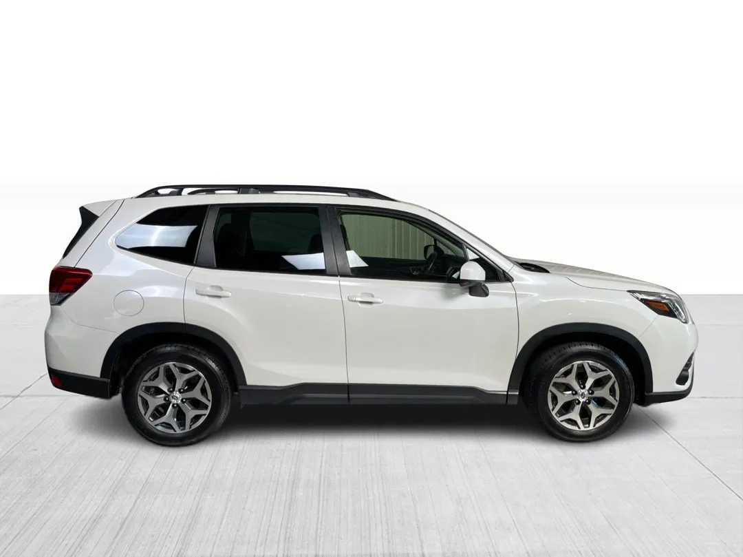 2023 Subaru Forester for sale - photo 2