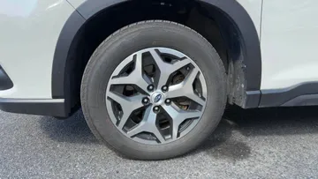 2023 Subaru Forester - image 7