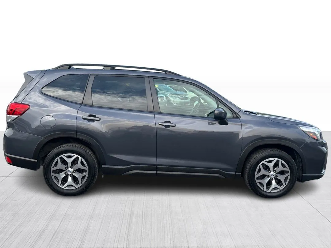 2020 Subaru Forester — photo 2