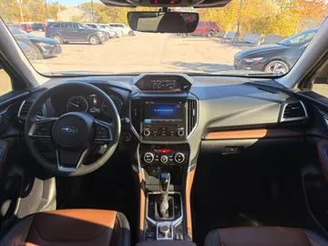 2023 Subaru Forester - image 9