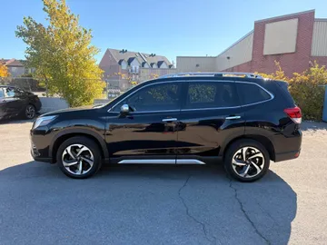 2023 Subaru Forester - image 6