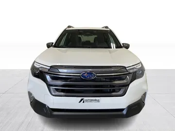 2025 Subaru Forester - image 9