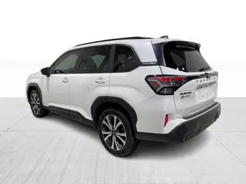2025 Subaru Forester - image 12