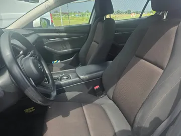 2022 Mazda Mazda3 - image 8