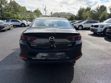 2021 Mazda Mazda3 - image 6