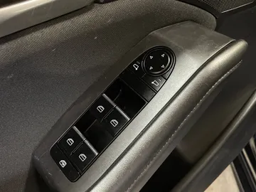 2024 Mazda Mazda3 - image 21