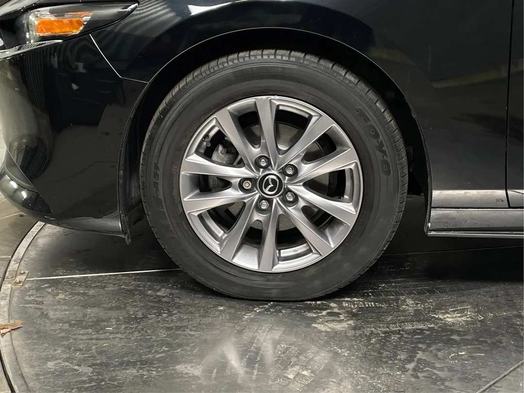 2022 Mazda Mazda3 — photo 5