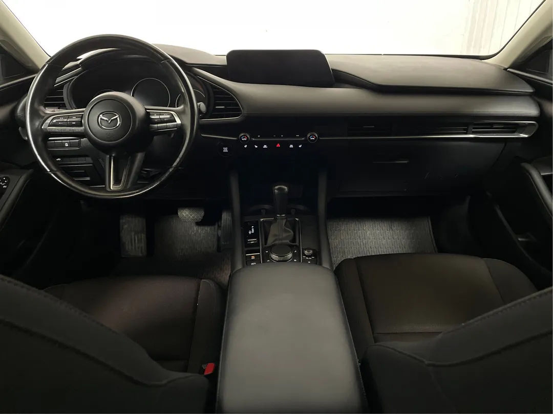 2022 Mazda Mazda3 — photo 4