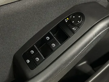 2022 Mazda Mazda3 - image 20