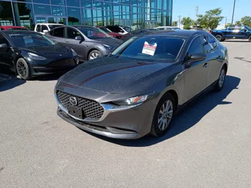 2025 Mazda Mazda3 - image 3