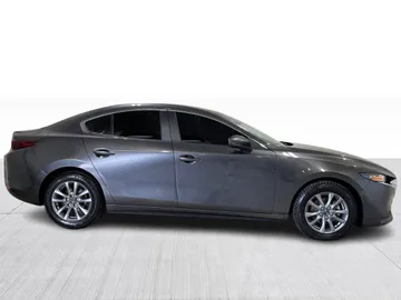 2025 Mazda Mazda3 - image 2