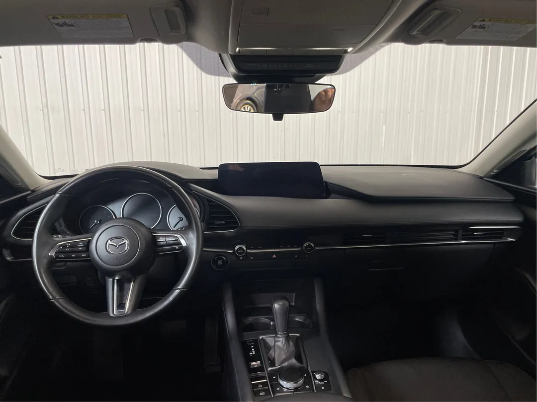 2025 Mazda Mazda3 — photo 4