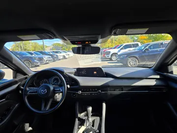 2023 Mazda Mazda3 Sport - image 9