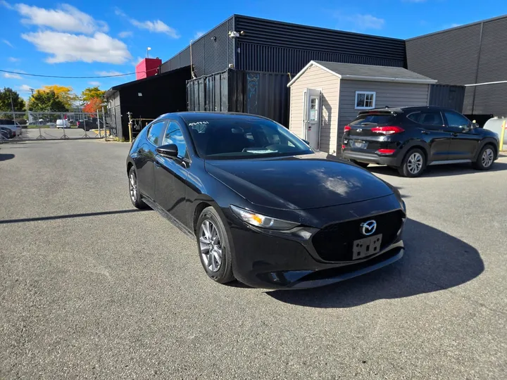 2023 Mazda Mazda3 Sport - image principale