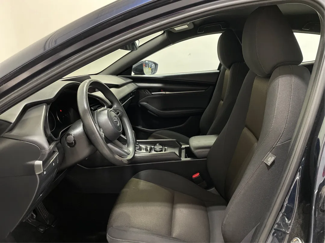 2020 Mazda Mazda3 Sport — photo 3
