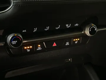 2020 Mazda Mazda3 Sport - image 19